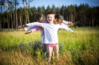 çocuk eğlence alanında sahip.