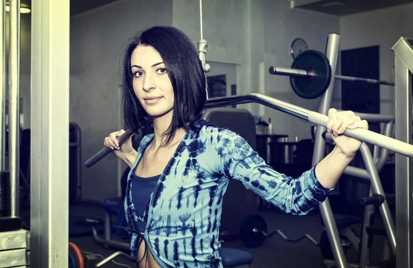 Young girl in the gym — Stock Photo, Image