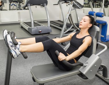 genç kızı spor salonunda