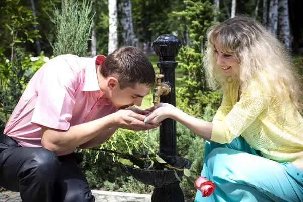 Kärleksfull tjej och kille — Stockfoto