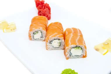 sushi lezzetli deniz ürünleri