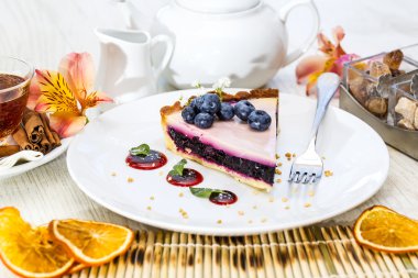 böğürtlenli turta