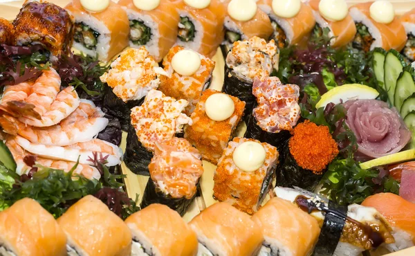 Sushi lezzetli deniz ürünleri — Stok fotoğraf