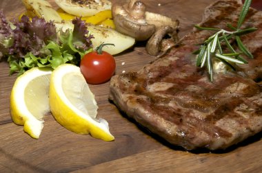 Limonlu ızgara biftek