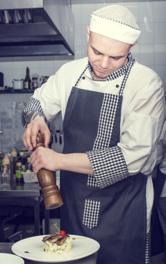 Şef gıda hazırlama