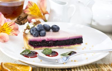 böğürtlenli turta