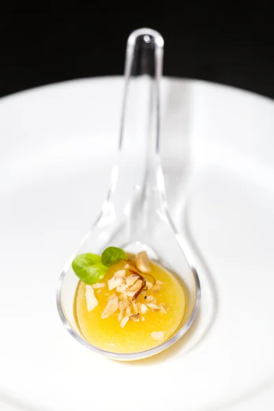 Molekulare Küche Mango-Gelee — Stockfoto