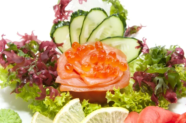 Sashimi cocina japonesa con verduras y pescado —  Fotos de Stock
