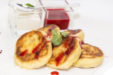 ekşi krema ve reçel ile Cheesecakes