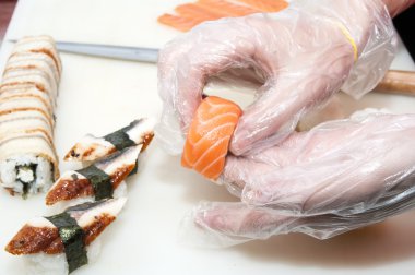 Japon Şef yemek hazırlama