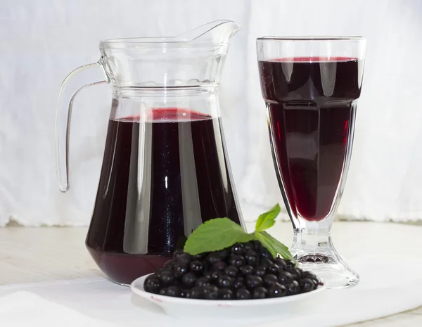 Pot van berry drank — Stockfoto