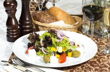 Yunan salatası