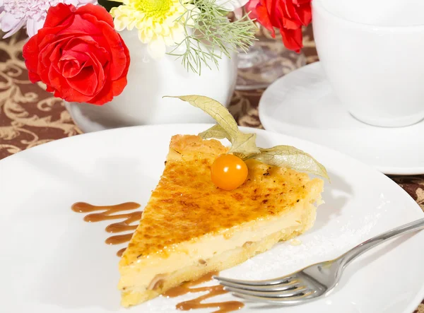 Pedaço de bolo de creme — Fotografia de Stock