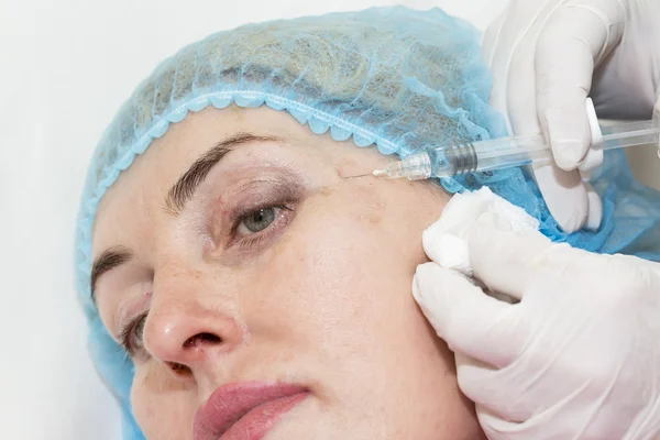 Cosmetic treatment — Stock Photo, Image