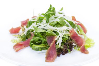 roka jambon peynir salatası