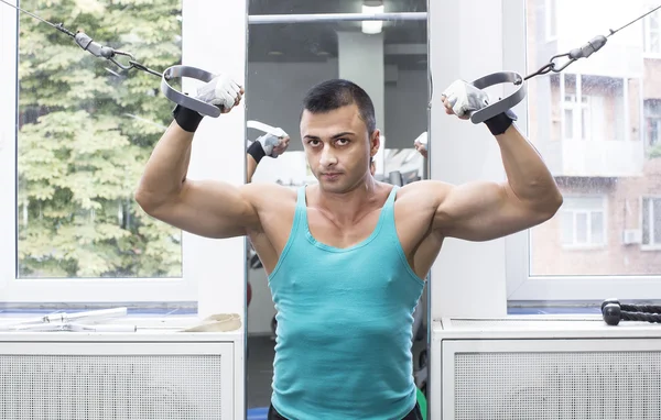 Young man training — Stock Photo, Image