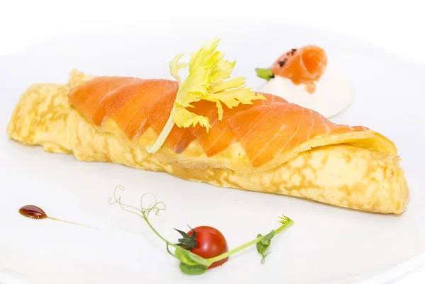 Scrambled eggs with cheese and salmon decorated — Stock Photo, Image
