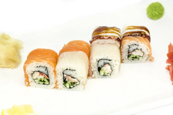 Sushi japonés pescado y mariscos —  Fotos de Stock