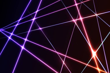 Lazer alanı. Karanlık bir arkaplanda ışıldayan lazer ışınları. Sanat tasarımı ışık ışını..