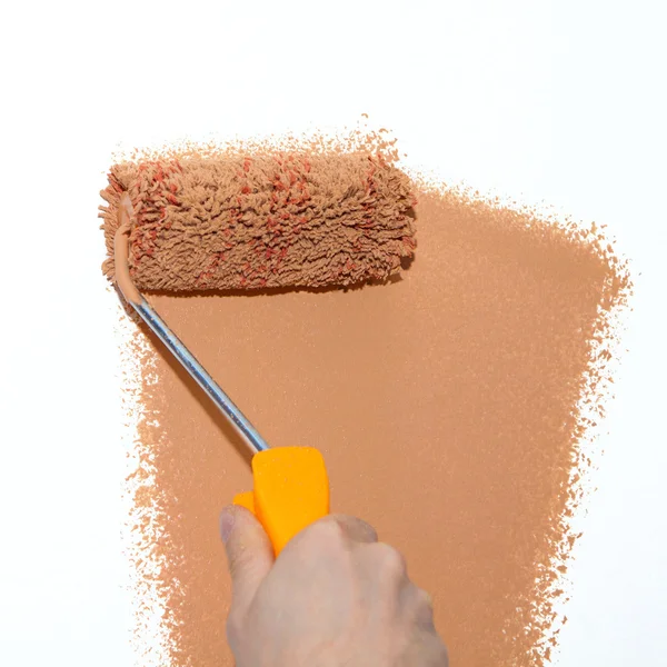 Painting a wall brown — Stock Photo, Image