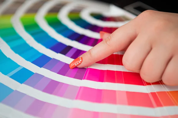 Graphic designer working with pantone palette — Stock Photo, Image