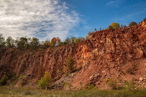 Trees Cliff Captured Mountains Red Rocks Stock Picture