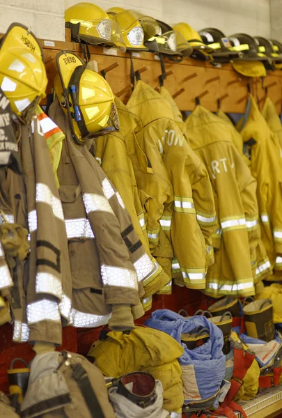Equipo contra incendios —  Fotos de Stock