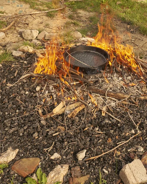 Agua Hirviendo Fuego Campamento Abierto — Foto de Stock