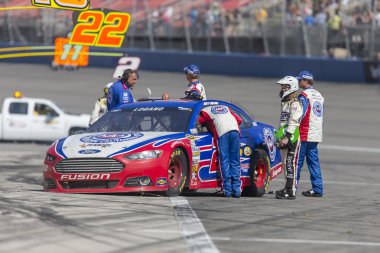 NASCAR 2013: Sprint Cup Serisi Otomatik kulüp 400 Mar 24