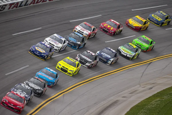NASCAR 2013: Sprint Cup серії Ааронс 499 може 05 — стокове фото