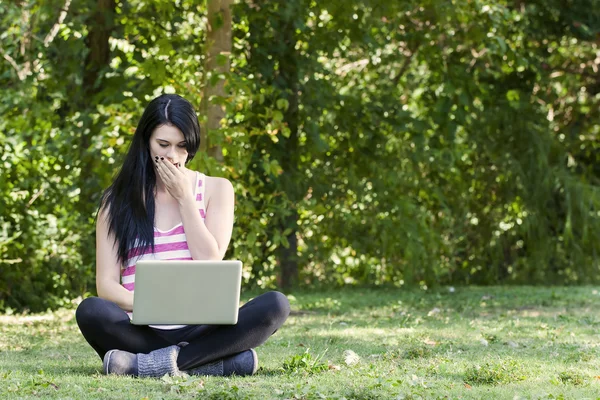 Model op computer — Stockfoto