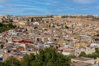 Fez veya Fes, Fas 'ın kuzeybatısında, Fes-Meknes yönetim bölgesinin merkezi kent.. 