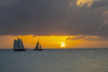 Florida Key West 'te güneş Atlantik Okyanusu' ndan batıyor.