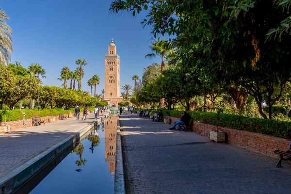 Τζαμί Κουτούμπιγια Είναι Μεγαλύτερο Τζαμί Στο Μαρακές Του Μαρόκου Βρίσκεται — Φωτογραφία Αρχείου