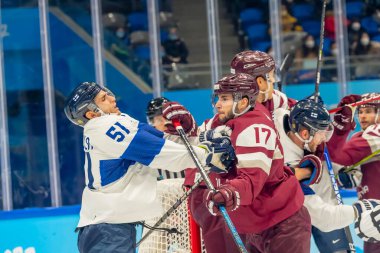 11 Şubat 2022 - Pekin, Hebei, CHN: Valtteri FILPPULA (FIN) Pekin, Hebei, Çin 'de düzenlenen 2022 Kış Olimpiyatları sırasında Ulusal Salon Stadyumu' nda oynanan Mens Buz Hokeyi karşılaşmasında Letonya 'ya karşı oynadı. Finlandiya maçı 3-1 kazandı..