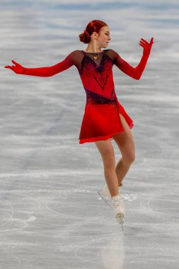 Alexandra TRUSOVA (ROC) Pekin, Hebei, Çin 'de düzenlenen 2022 Kış Olimpiyatları sırasında Capital Indoor Stadyumu' nda düzenlenen Bayanlar Artistik Patinaj Kısa Paten Programı yarışmasında performans sergilemiştir..