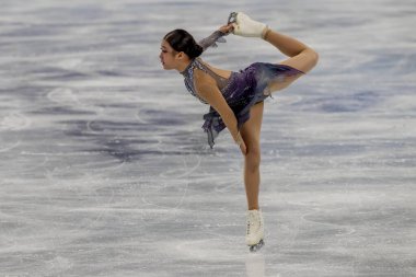 Young You (KOR), Pekin, Hebei, Çin 'deki 2022 Kış Olimpiyatları sırasında Capital Indoor Stadyumu' nda düzenlenen Bayanlar Artistik Patinaj Kısa Paten Programı yarışmasında performans sergilemektedir..