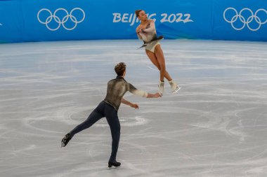 Marco ZANDRON ve Laura BARQUERO (ESP) 2022 Pekin, Hebei, Çin 'deki Pekin Kış Olimpiyatları sırasında başkentteki Capital Indoor Stadyumu' nda düzenlenen İkili Artistik Patinaj Kısa Program yarışmasında performans sergilediler..