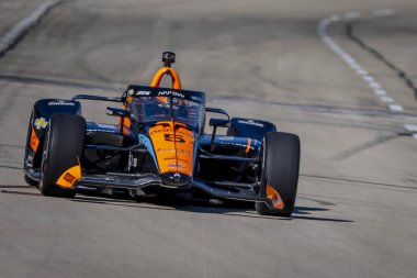 Monterey, Meksika 'dan PATO OWARD (5), Ft. Texas Worth Texas Pistindeki XPEL 375' in son antrenmanı sırasında arabasını ön cepheye getirdi..