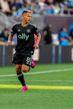 Charlotte FC Orta saha oyuncusu JORDY ALCIVAR (Manta, Ekvador), ABD 'nin Kuzey Carolina eyaletinin Charlotte kentindeki Bank of America Stadyumu' nda FC Cincinnati 'ye karşı oynamaktadır. Charlotte FC düzenlemelerde konuk FC Cincinnati 'yi 2-0 yendi..