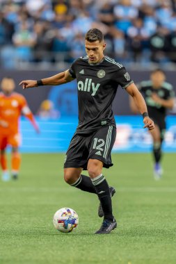 Mexico City, Meksika 'dan Charlotte FC Forward DANIEL RIOS, Kuzey Carolina' daki Bank of America Stadyumu 'nda FC Cincinnati' ye karşı oynuyor. Charlotte FC düzenlemelerde konuk FC Cincinnati 'yi 2-0 yendi..