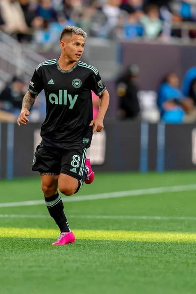 Charlotte FC Orta saha oyuncusu JORDY ALCIVAR (Manta, Ekvador), ABD 'nin Kuzey Carolina eyaletinin Charlotte kentindeki Bank of America Stadyumu' nda FC Cincinnati 'ye karşı oynamaktadır. Charlotte FC düzenlemelerde konuk FC Cincinnati 'yi 2-0 yendi..