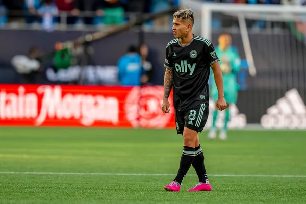 Charlotte FC Orta saha oyuncusu JORDY ALCIVAR (Manta, Ekvador), ABD 'nin Kuzey Carolina eyaletinin Charlotte kentindeki Bank of America Stadyumu' nda FC Cincinnati 'ye karşı oynamaktadır. Charlotte FC düzenlemelerde konuk FC Cincinnati 'yi 2-0 yendi..