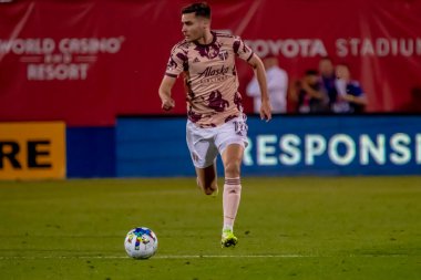 Portland Timber Forward Jaroscaw Niezgoda (POL), ABD 'nin Teksas eyaletinin Frisco kentindeki Toyota Stadyumu' nda Dallas FC 'ye karşı oynuyor..  