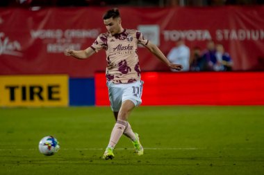 Portland Timber Forward Jaroscaw Niezgoda (POL), ABD 'nin Teksas eyaletinin Frisco kentindeki Toyota Stadyumu' nda Dallas FC 'ye karşı oynuyor..  