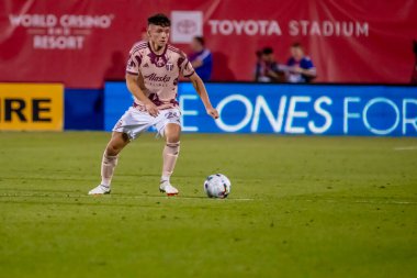 Portland Timber 'ın orta saha oyuncusu David Ayala (ARG), ABD' nin Frisco kentindeki Toyota Stadyumu 'nda The Dallas FC' ye karşı oynuyor..  