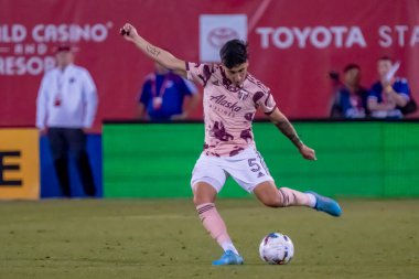 Portland Timber Defender Claudio Bravo (ARG), ABD 'nin Frisco kentindeki Toyota Stadyumu' nda The Dallas FC 'ye karşı oynuyor..  