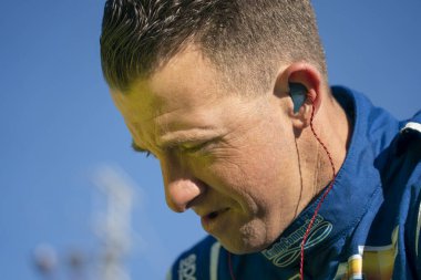 Bir J Allmendinger, Los Angeles Memorial Coliseum 'daki Busch Light Clash antrenmanına gidiyor..