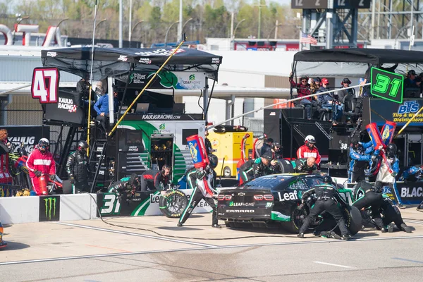 Justin Haley Scava Durante Toyota Owners 400 Richmond Raceway Richmond — Foto Stock