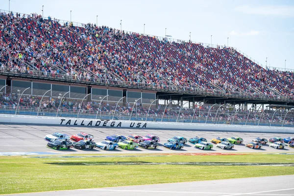 Jeffery Earnhardt Races Position Pro 300 Talladega Superspeedway Lincoln —  Fotos de Stock